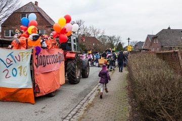 Bild 390 - Latuff 2016 Umzug